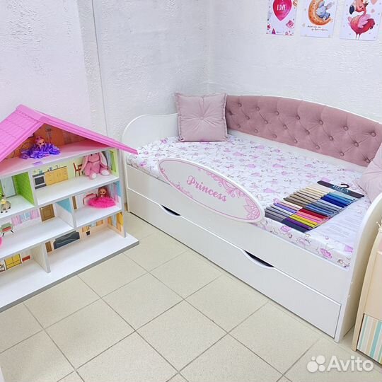 Диван кровать с ящиками