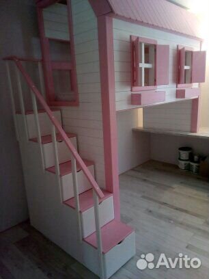 Кровать двухъярусная, чердак. Массив