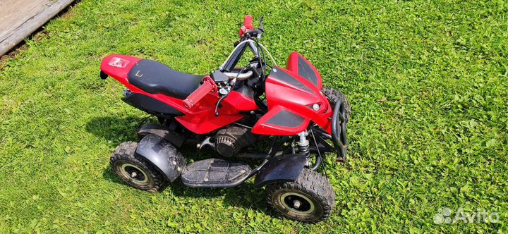 Детский квадроцикл на бензине