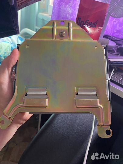 Блок управления двигателем Nissan Tino