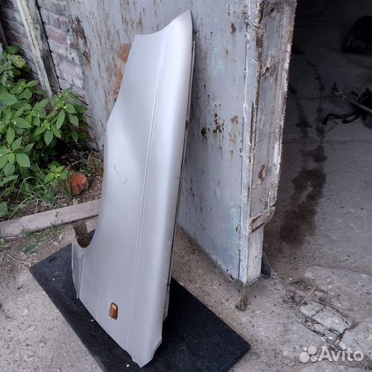 Переднее левое крыло Daewoo Nexia