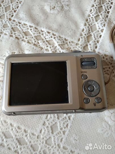 Компактный фотоаппарат