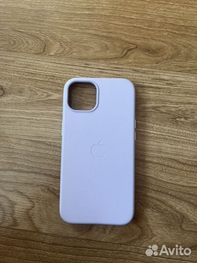 Чехол на iPhone 13