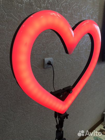 Кольцевая лампа со штативом