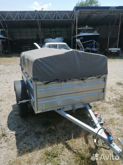 Продаётся прицеп и насос для перекачки дизиля