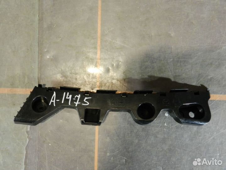 Кронштейн бампера заднего правый - Mazda CX-5