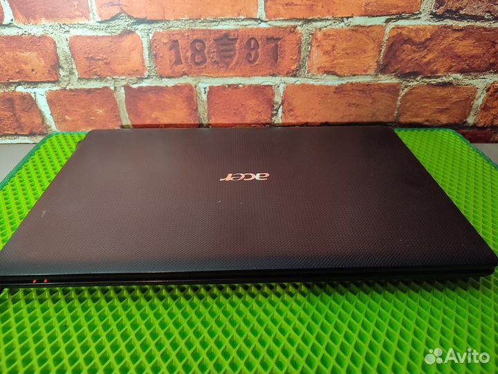 Acer Aspire 5552 - Athlon X2 \ 3 Озу \ SSD