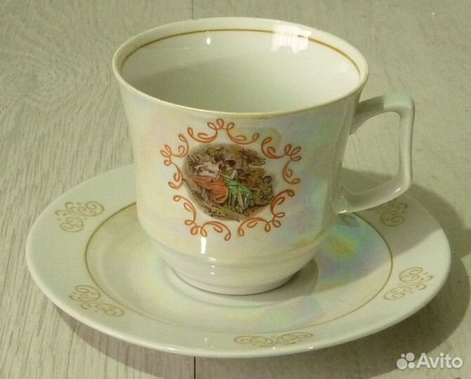 Фарфоровый сервиз 