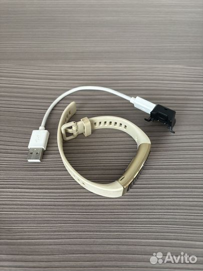 Фитнес браслет huawei