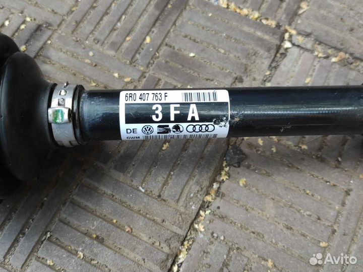 Привод левый polo sedan 5 rapid оригинал