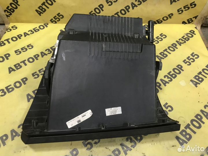 Бардачок Opel Astra H