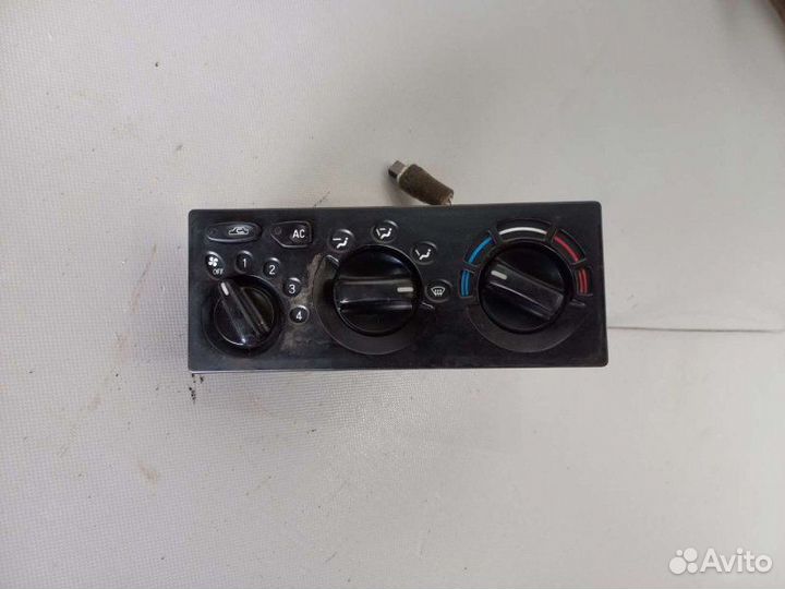Блок управления печкой Daewoo Nexia седан 8