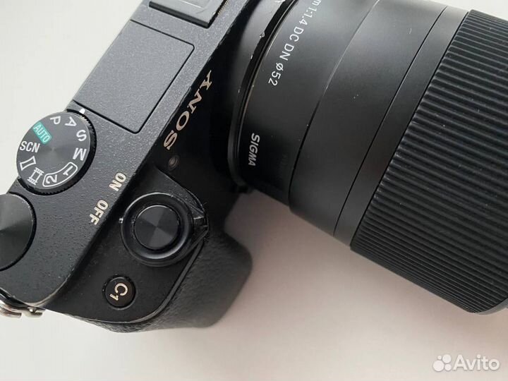 Фотоаппарат sony a6300+объектив Sigma 30mm f1.4 so