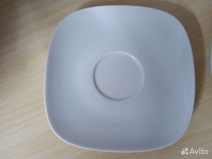 Кофейные и Чайные чашки с блюдцами