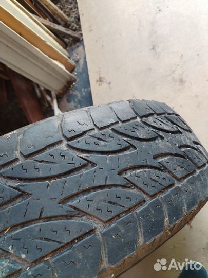 Bridgestone Dueler A/T 205/70 R15