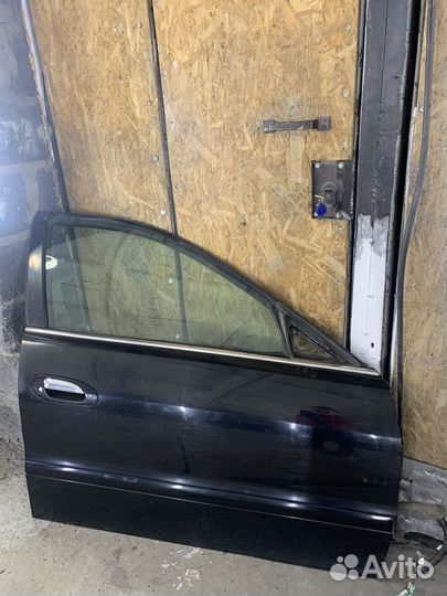 Дверь водительская правая Honda Inspire-Saber