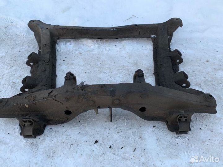 Балка подмоторная (подрамник) Renault Kangoo KC