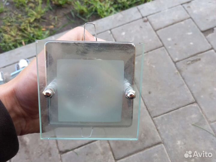 Светильник потолочный встраиваемый