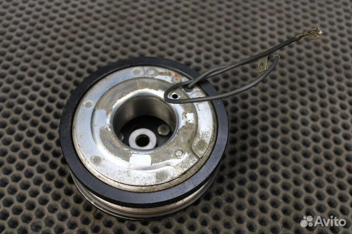 Муфта компрессора кондиционера Mitsubishi Galant E