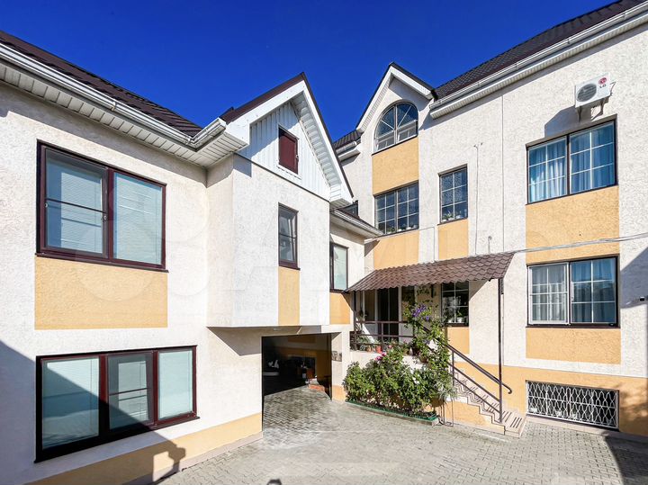 Комната 30 м², 1/3 эт.