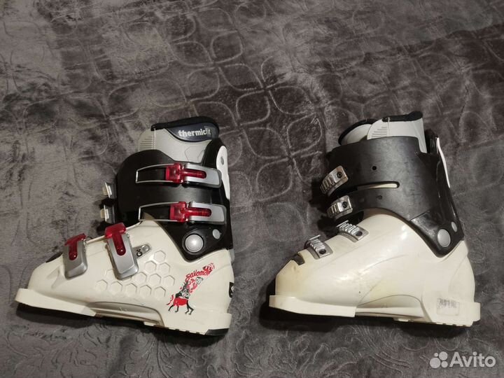 Горнолыжные ботинки salomon 23р
