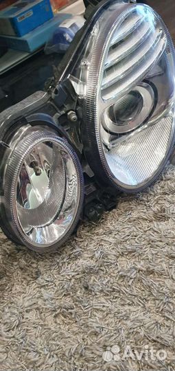 Передние фары Mercedes-Benz w211 E класс