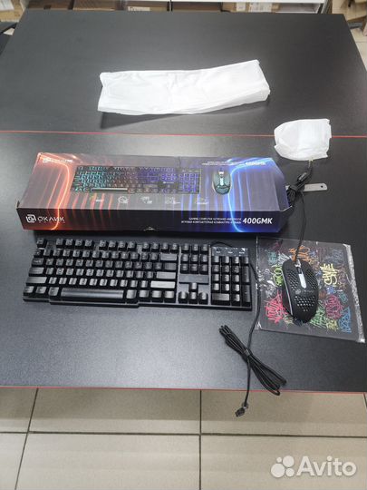 Игровая клавиатура и мышь и коврик новый