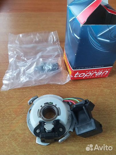 Датчик холла audi 80 В 2