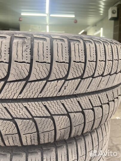 Michelin X-Ice XI3 205/55 R16 94H