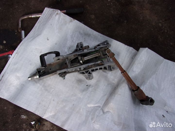 Колонка рулевая Ford Focus 2.2005-2012г