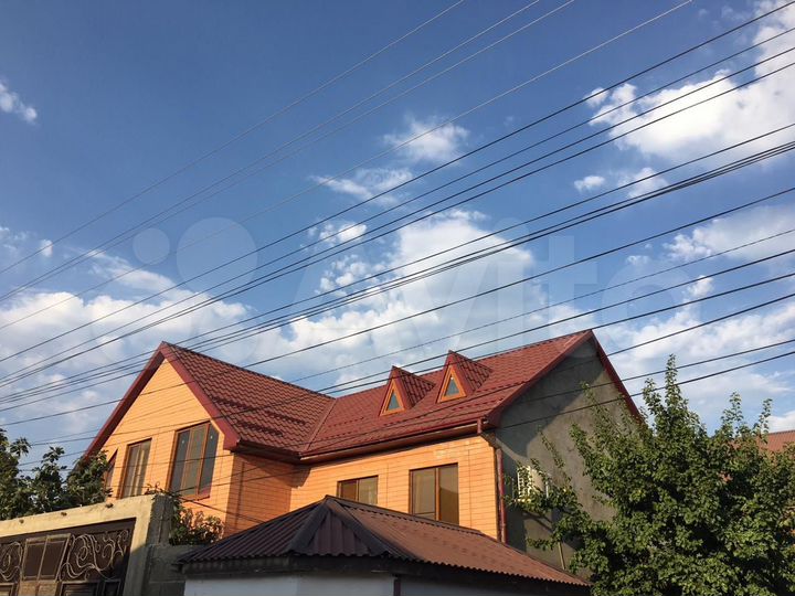 Дом 180 м² на участке 2 сот.