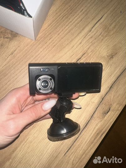 Видеорегистратор с 3 камерами