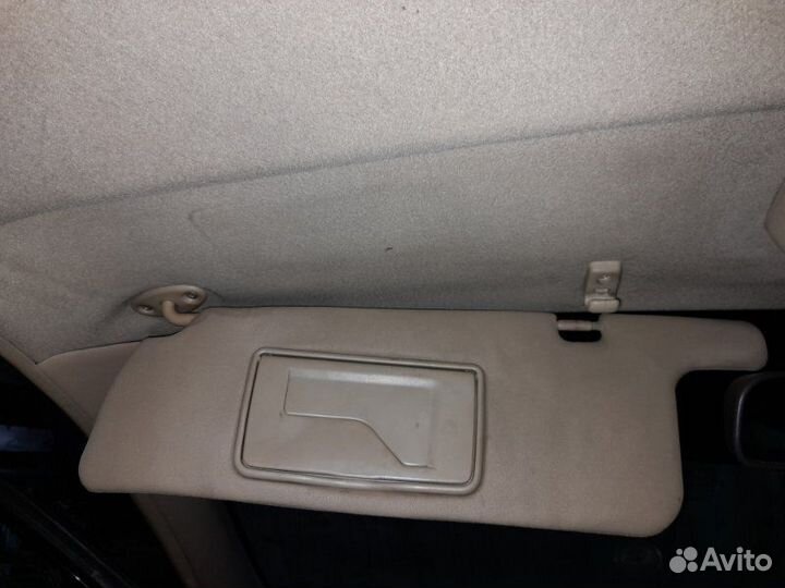 Козырек солнцезащитный левый Toyota Ipsum SXM15