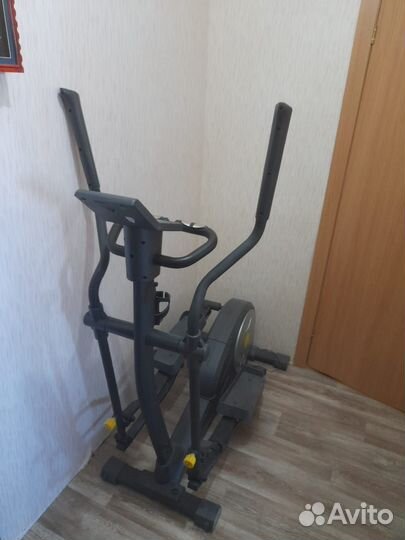 Продам эллиптический тренажер Torneo Exa Motions