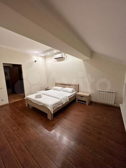 3-к. квартира, 98 м², 4/4 эт.