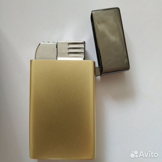 Зажигалка с логотипом, в футляре