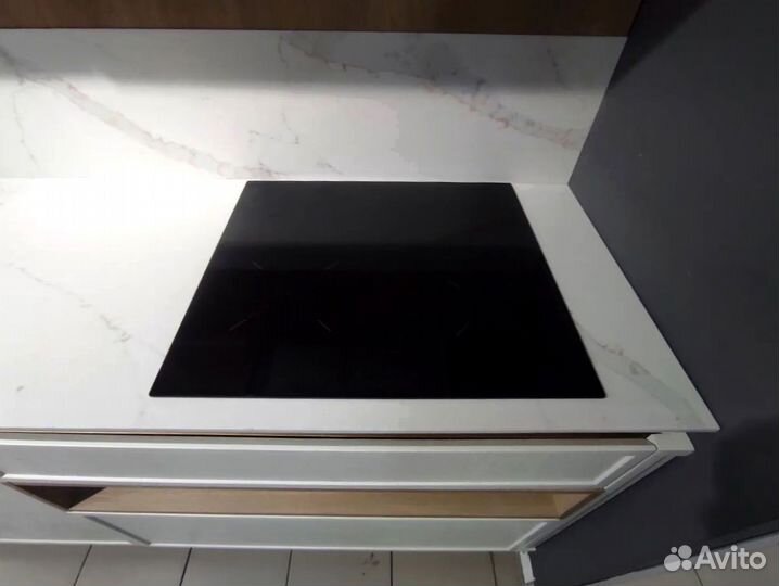 Столешницы кварцевого агломерата под ключ