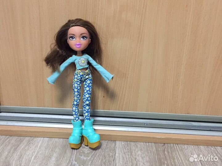 Кукла Bratz