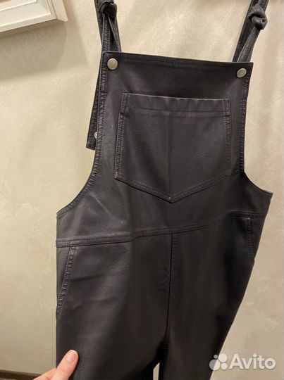 Комбинезон из эко кожи