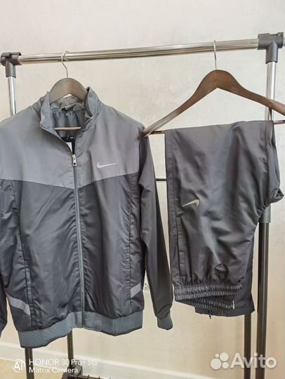 Спортивный костюм Nike