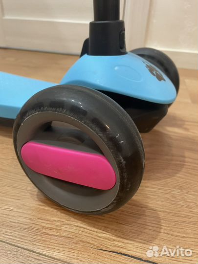 Самокат детский трехколесный