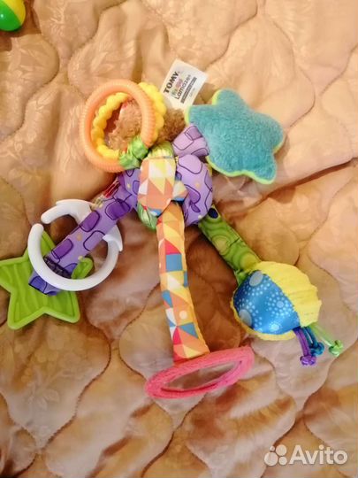 Игрушки для малышей пакетом
