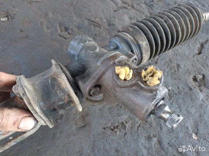 Рулевая рейка Mitsubishi Galant E33A