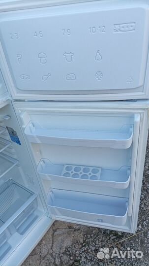 Холодильник indesit