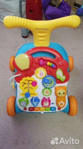 Машинка каталка толокар с ручкой