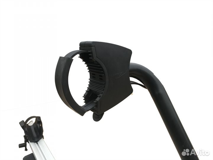 Велокрепление на крышу автомобиля