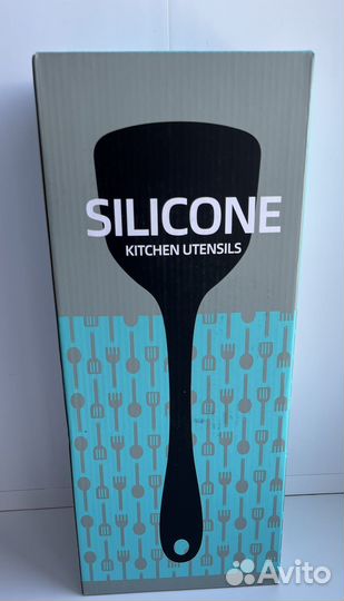 Набор кухонных принадлежностей с подставкой новый