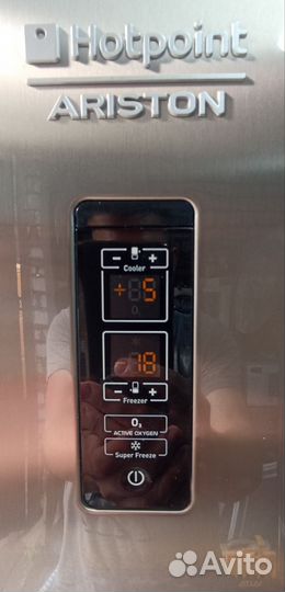 Холодильник Hotpoint Ariston No Frost