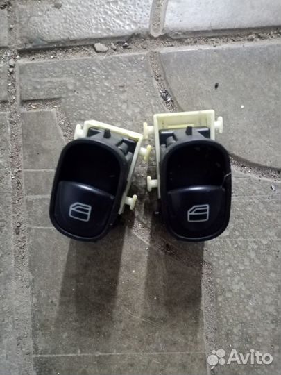 Кнопки стеклоподъемников mercedes w203