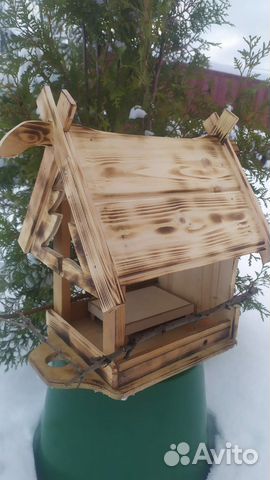 Кормушка для птичек и белок